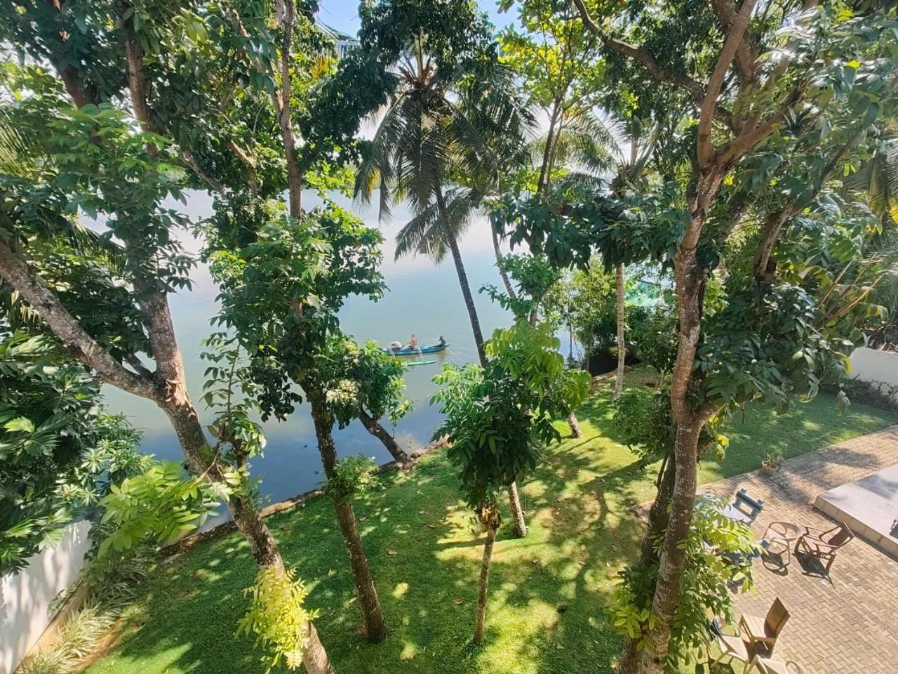 The Green Lagoon Villa 希克杜沃 外观 照片
