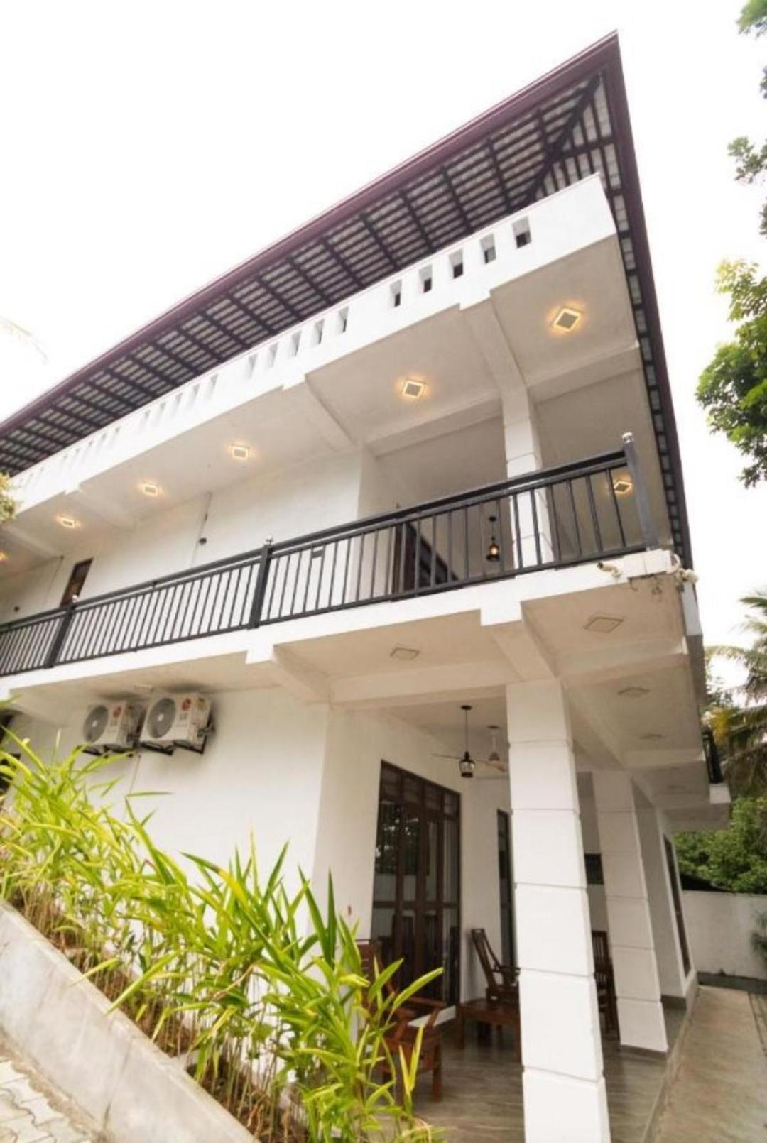 The Green Lagoon Villa 希克杜沃 外观 照片