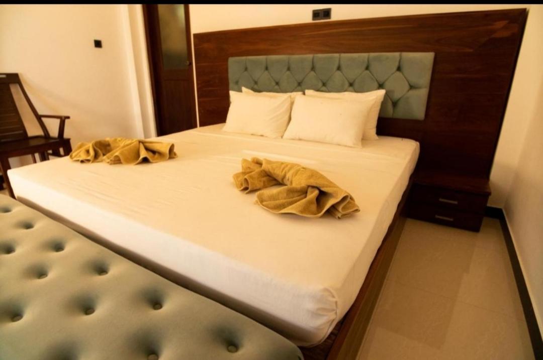 The Green Lagoon Villa 希克杜沃 外观 照片